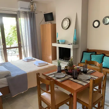 Olympia's Seaside Holiday home Lefokastro